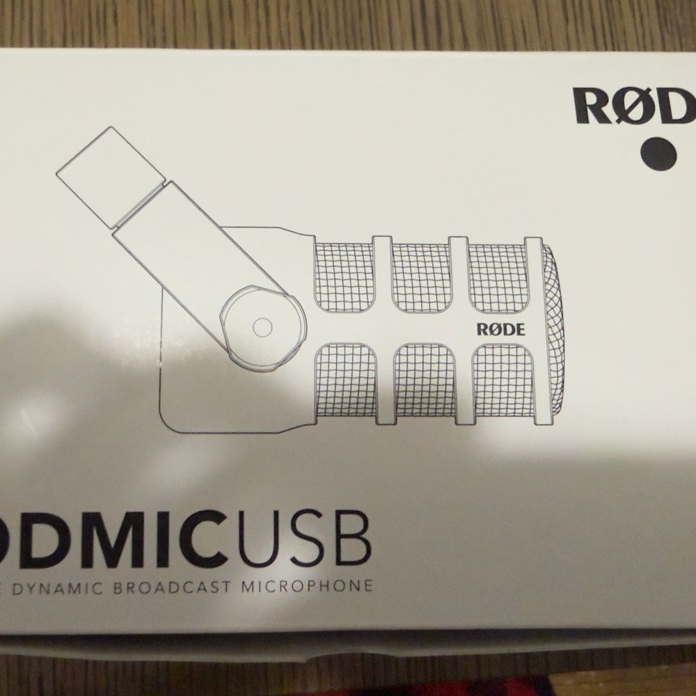 Dynamic USB Microphone - White